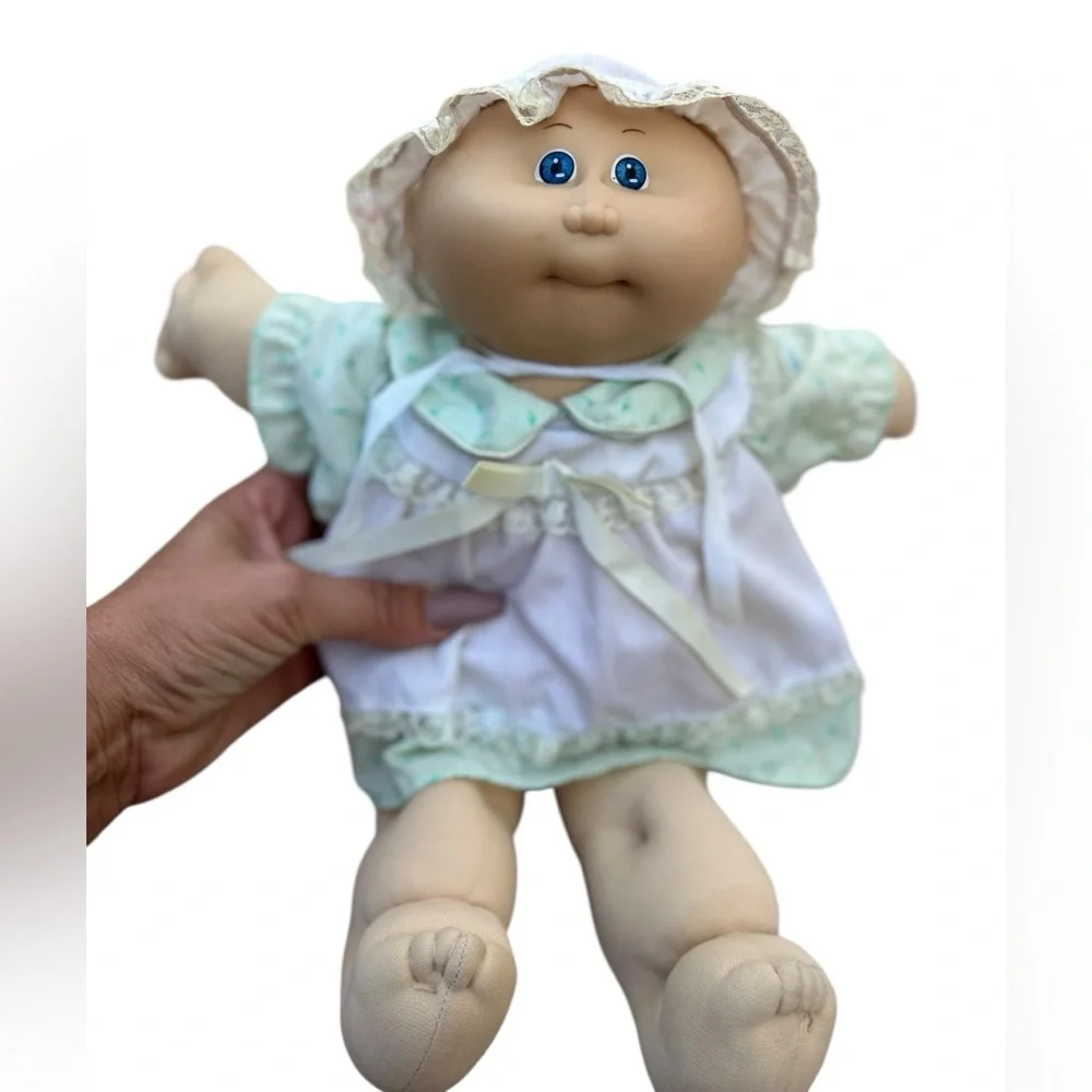 Cabbage Patch Kids Preemie  1978 1982 Xavier Roberts Blue Eyes Original Outfit